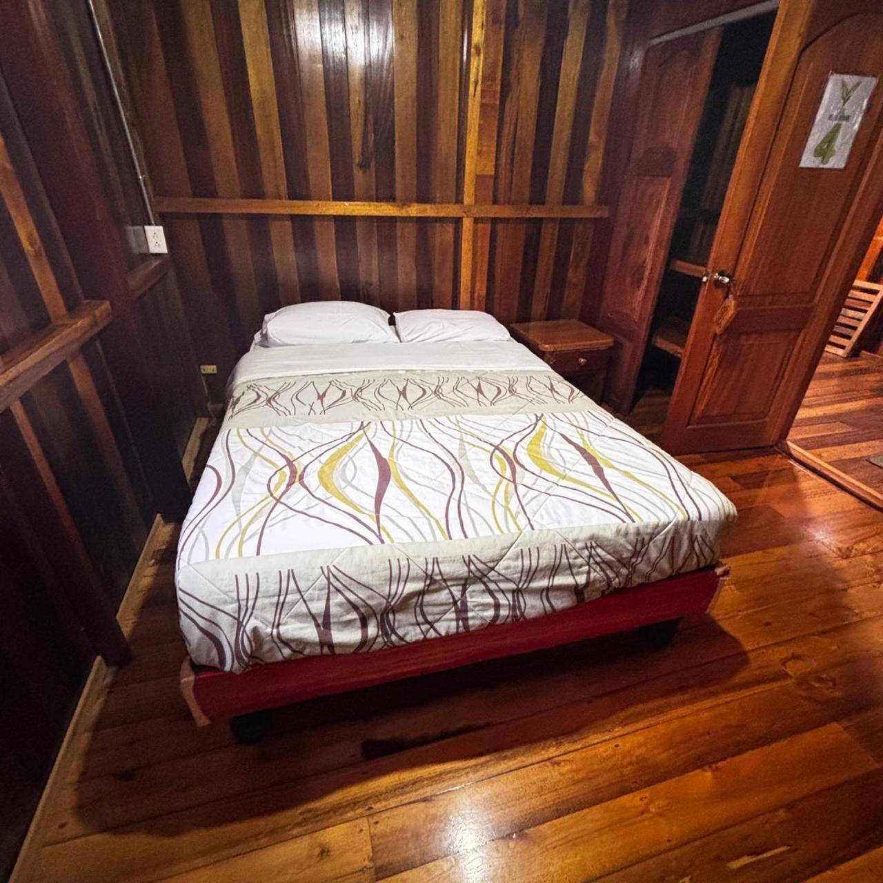 Hostal Vista Verde Миндо Экстерьер фото