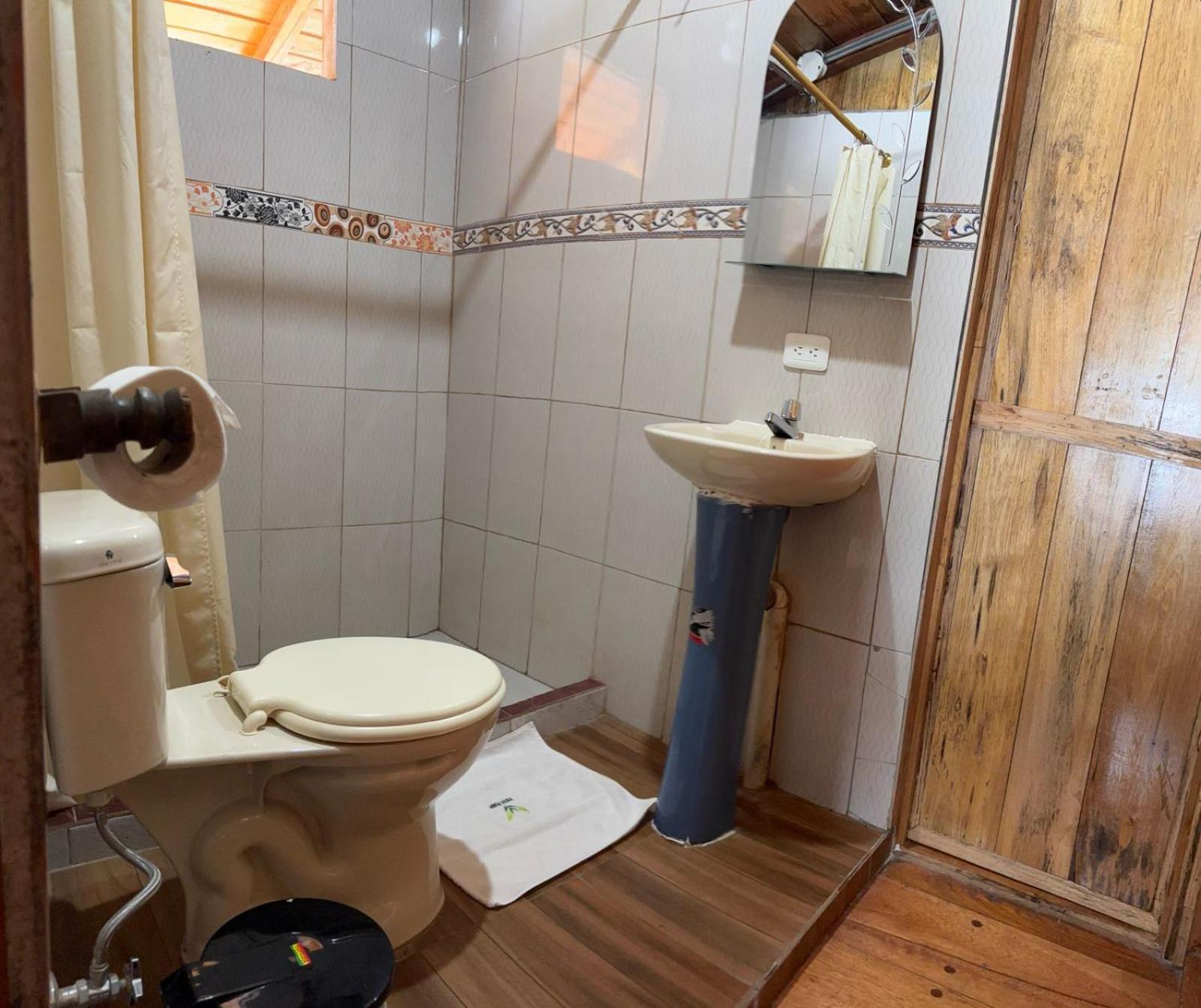 Hostal Vista Verde Миндо Экстерьер фото