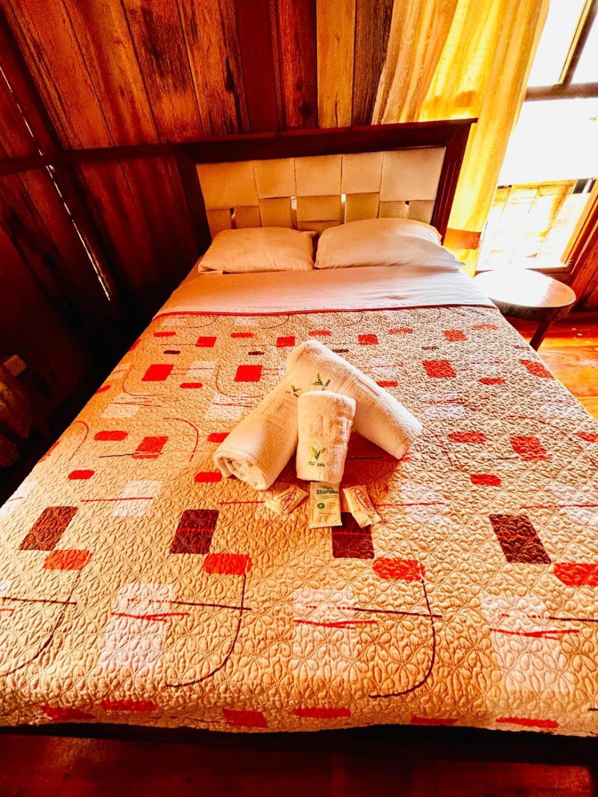 Hostal Vista Verde Миндо Экстерьер фото